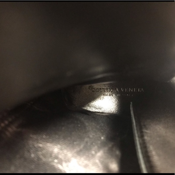 Authentic Bottega Veneta Leather Ankle Boots With buckle strap in black - Picture 7 of 7